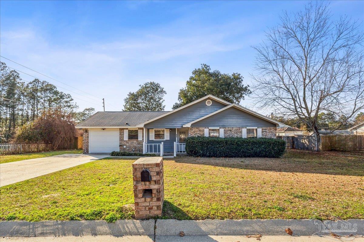 599 Peppertree Ln