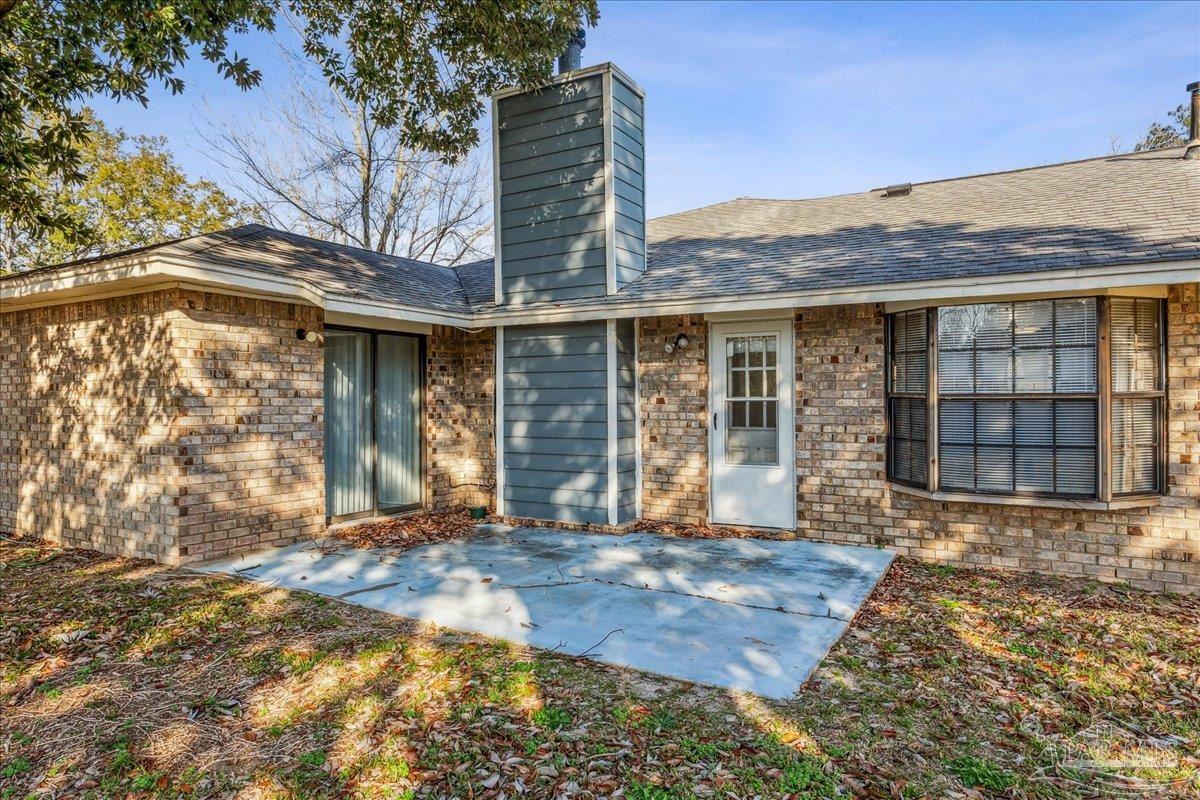 599 Peppertree Ln
