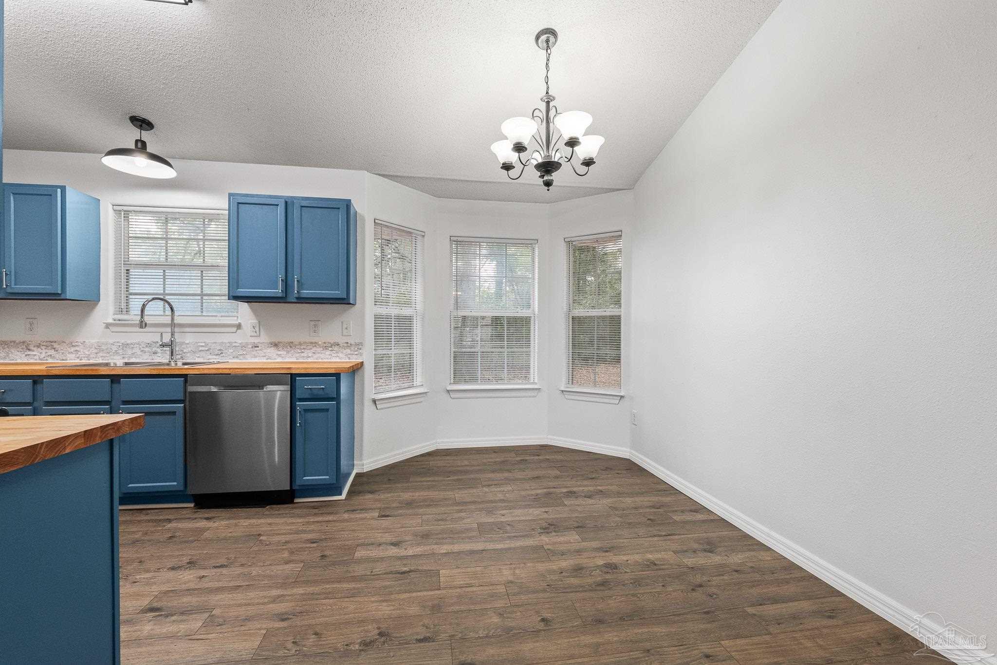 145 Overlook Dr