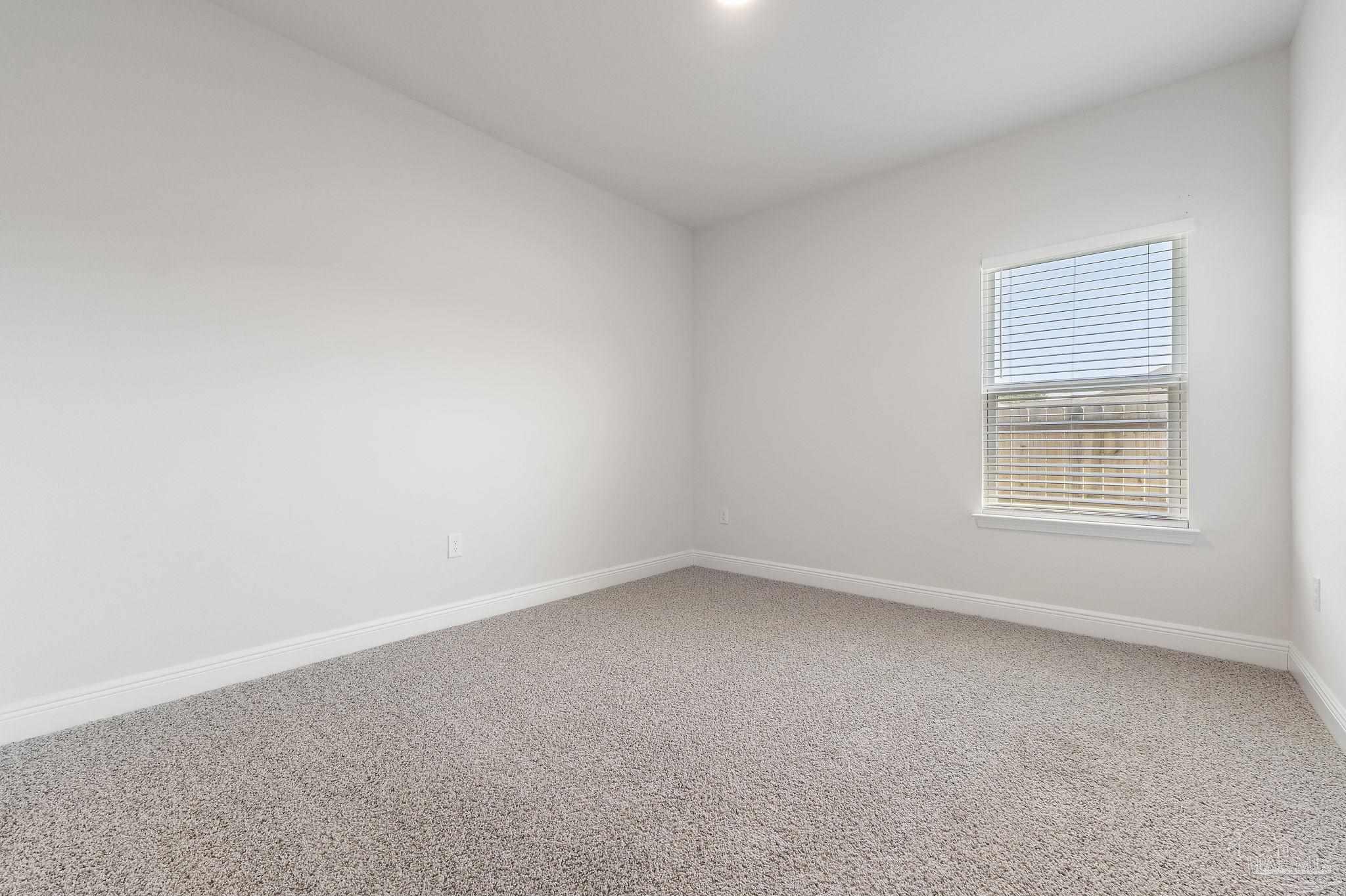 7737 Burnside Loop