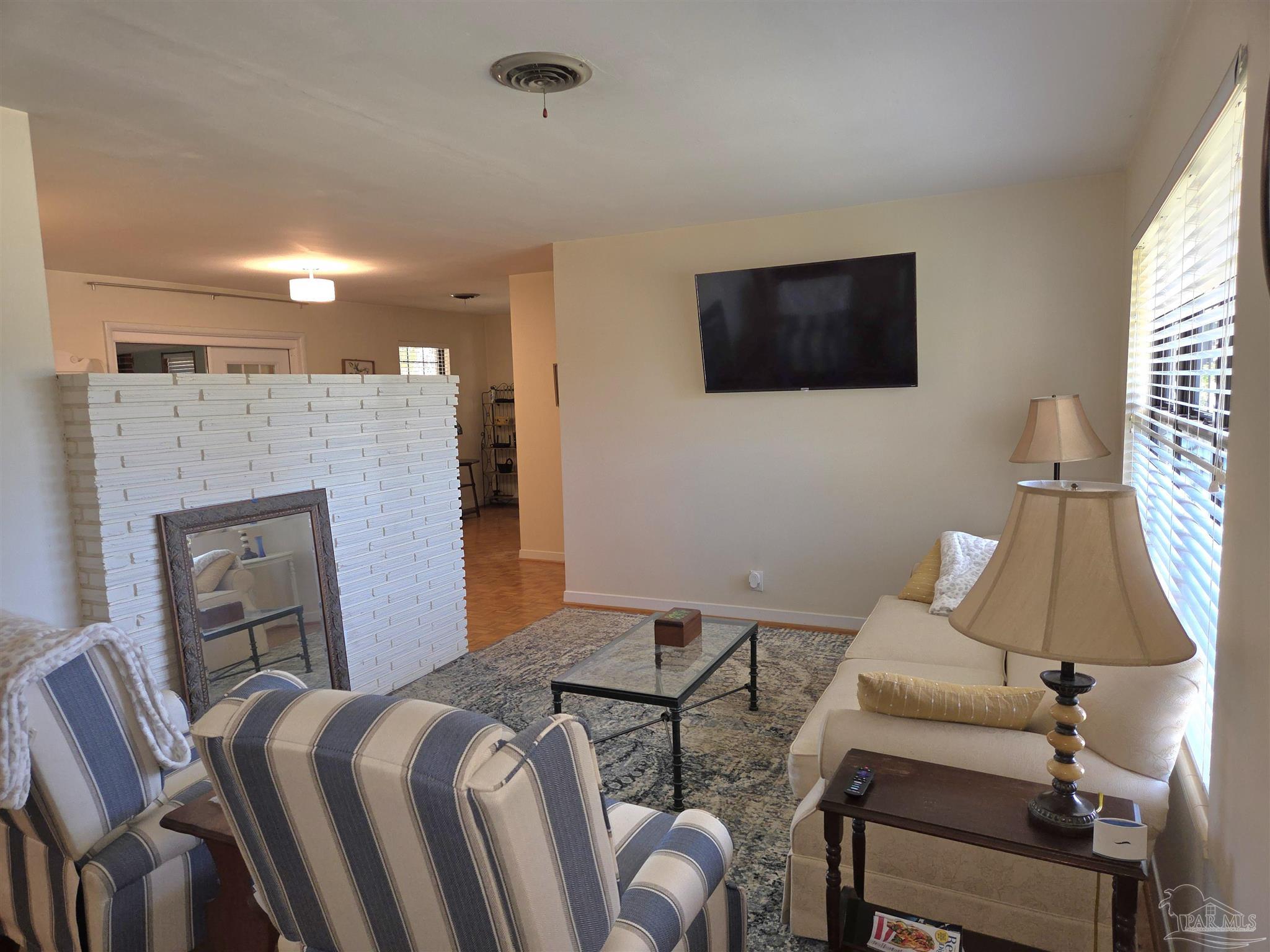 3325 Bluewater Dr