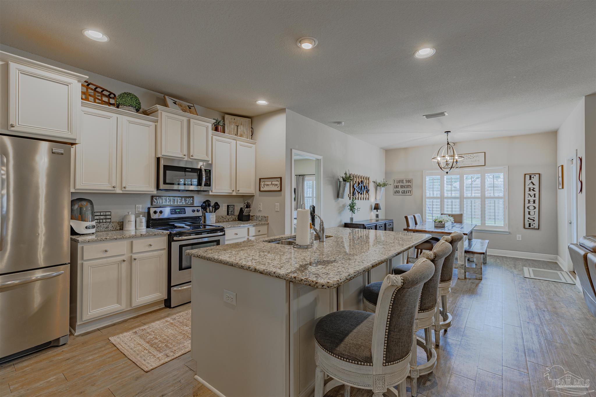 6324 Ladera Trl