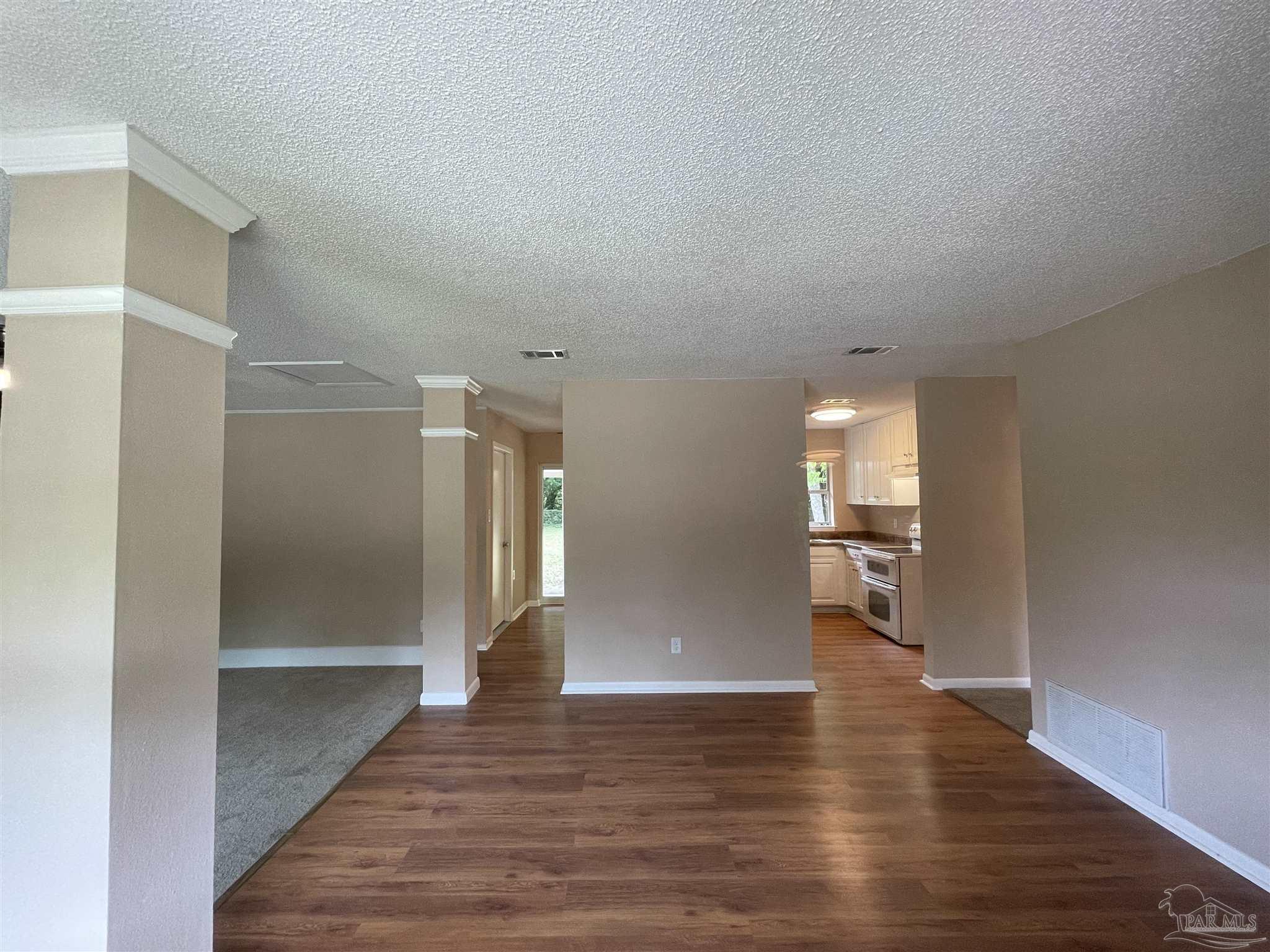 6975 Woodley Dr