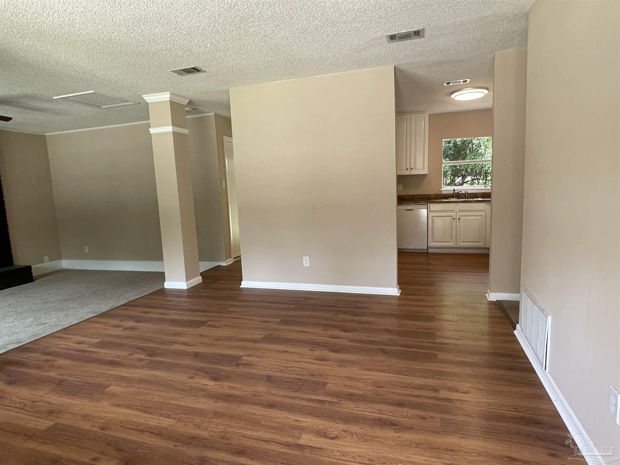 6975 Woodley Dr