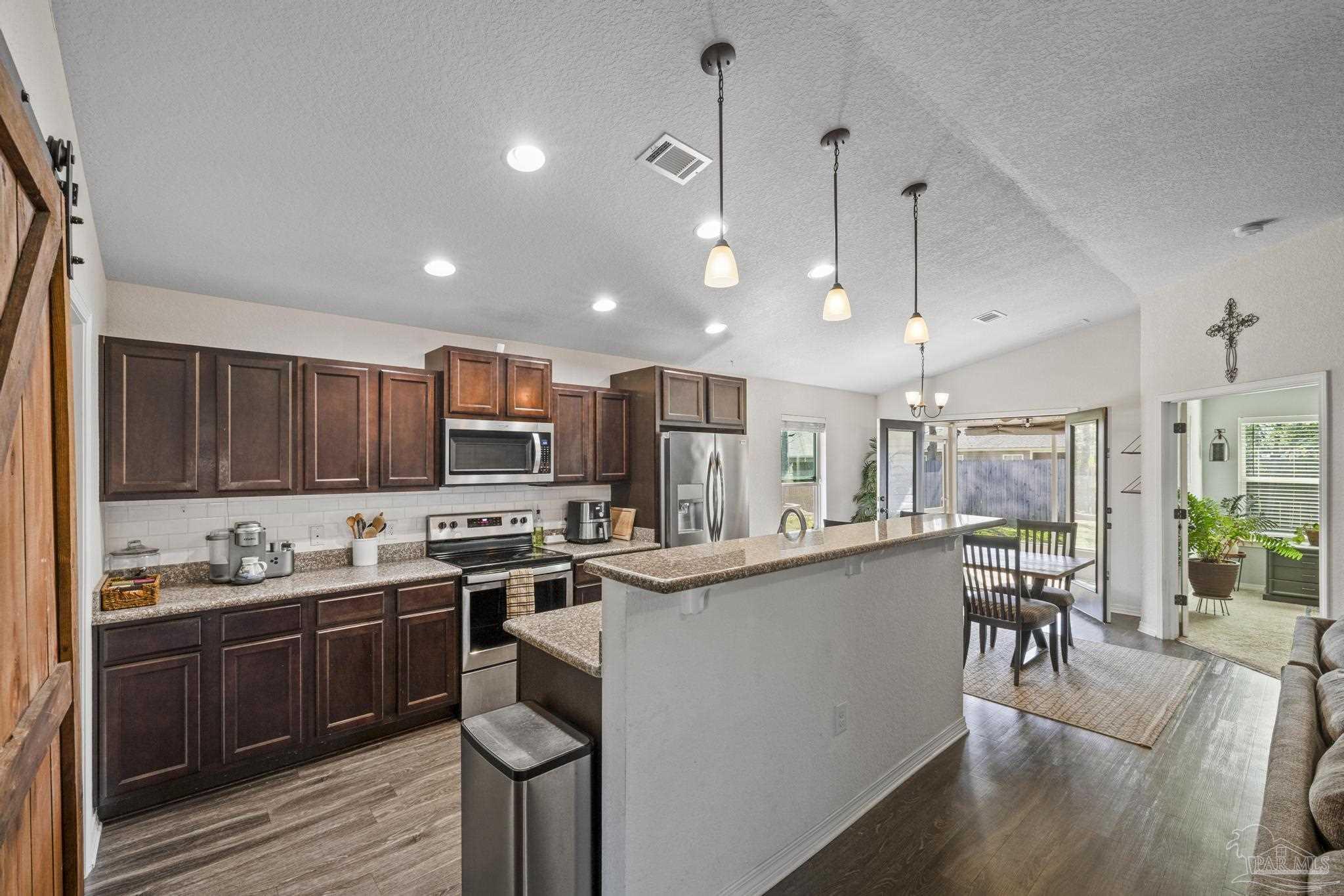4319 Thistle Pine Ct