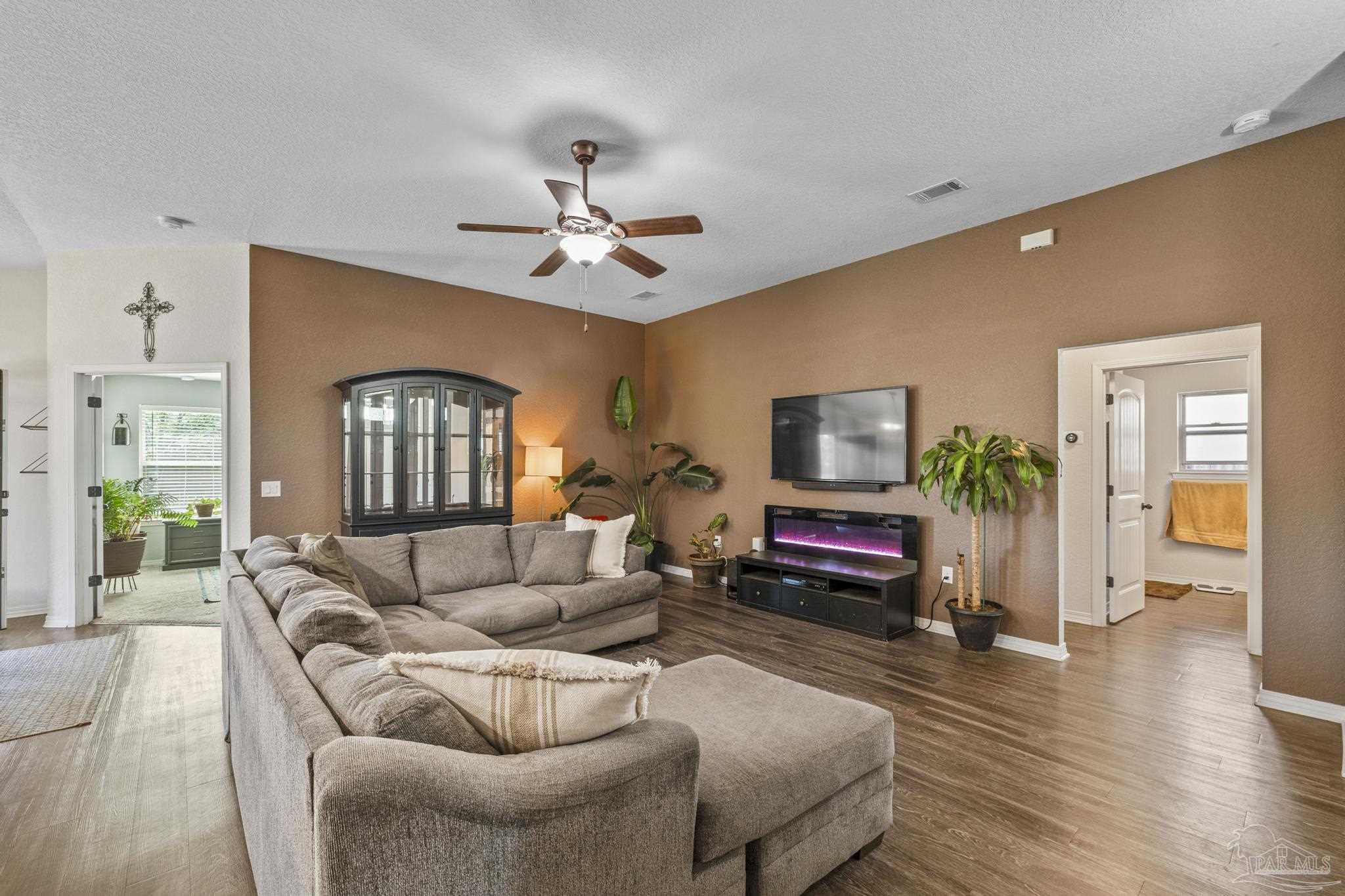 4319 Thistle Pine Ct