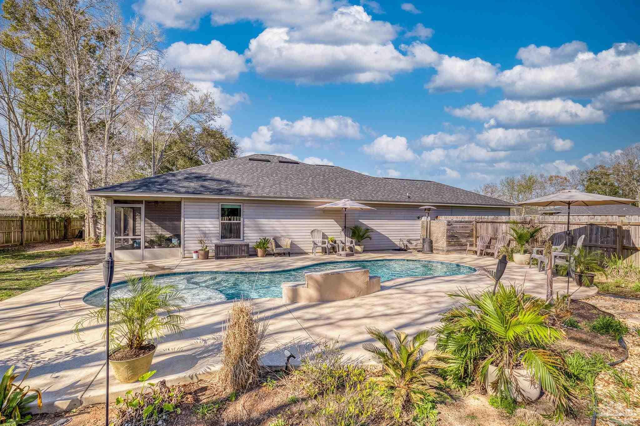 4319 Thistle Pine Ct