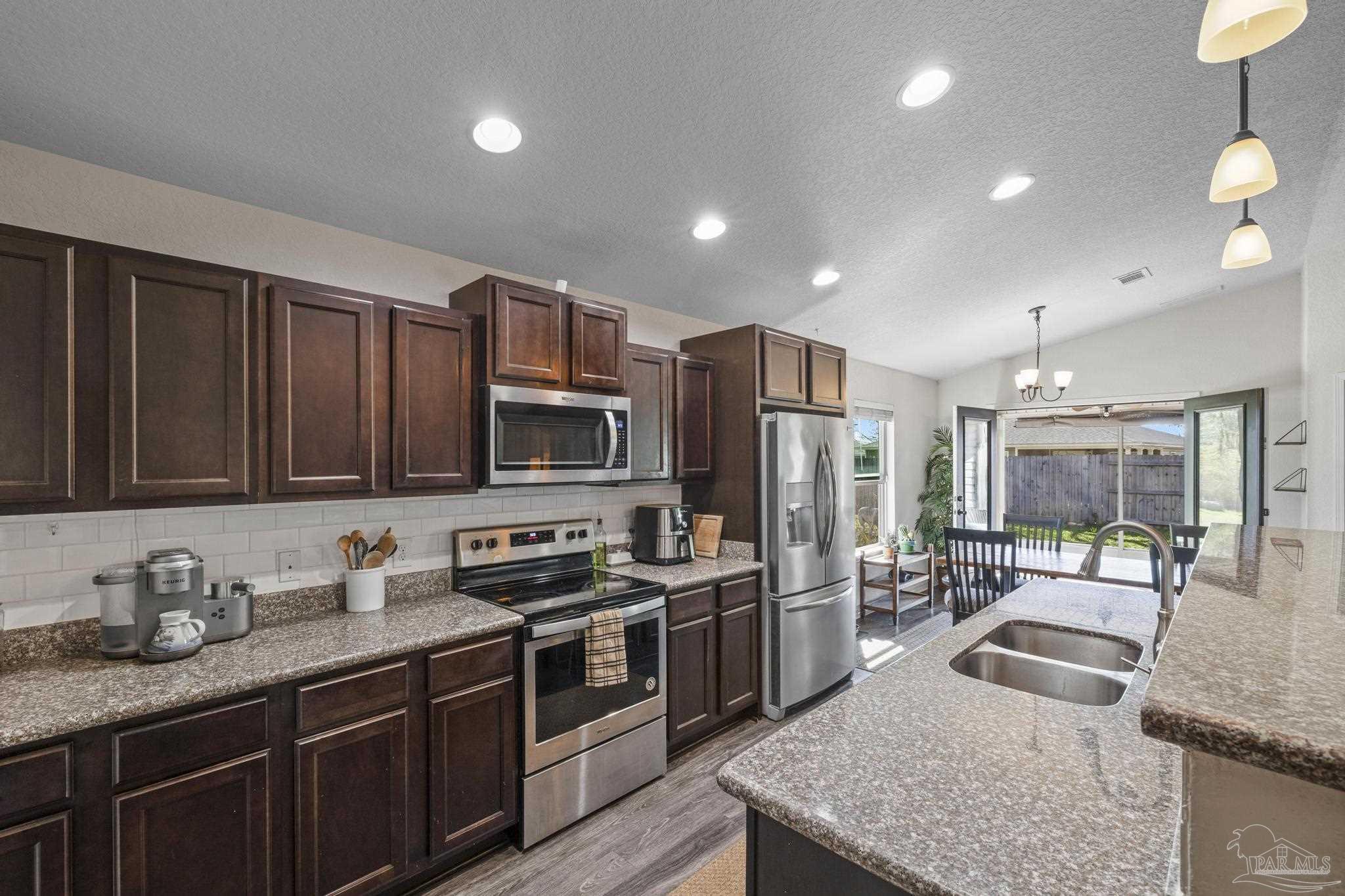4319 Thistle Pine Ct