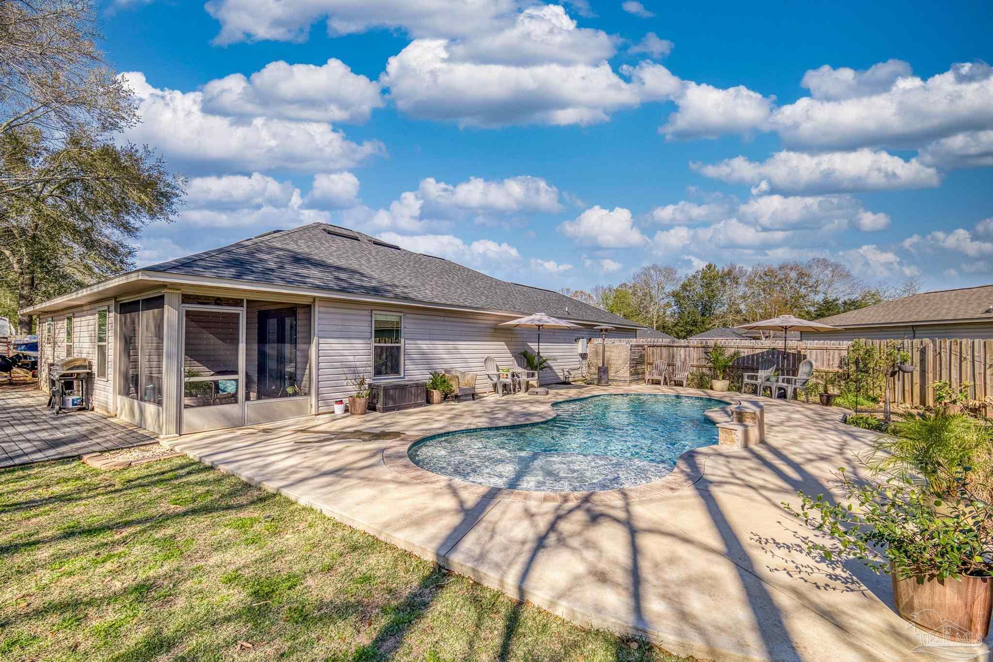 4319 Thistle Pine Ct