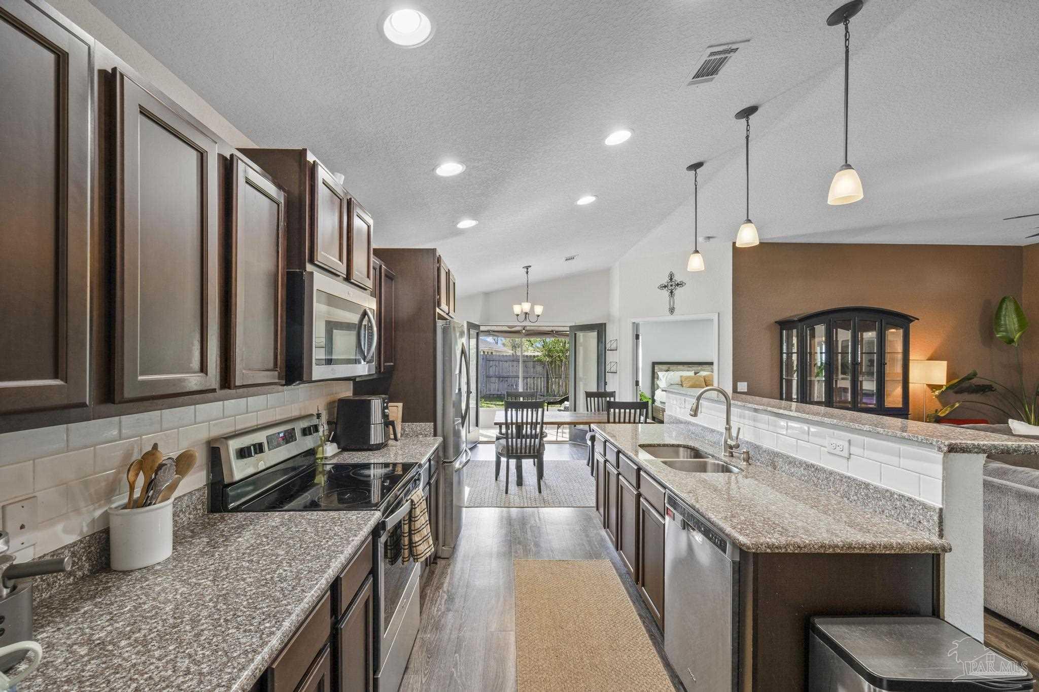 4319 Thistle Pine Ct