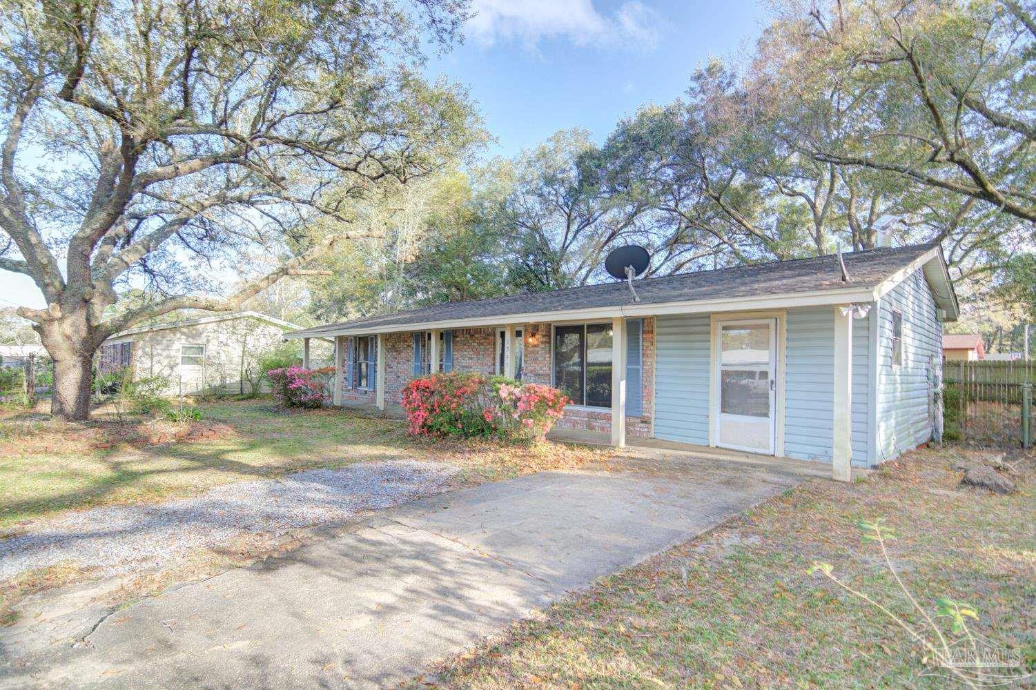 1545 Channing Pl