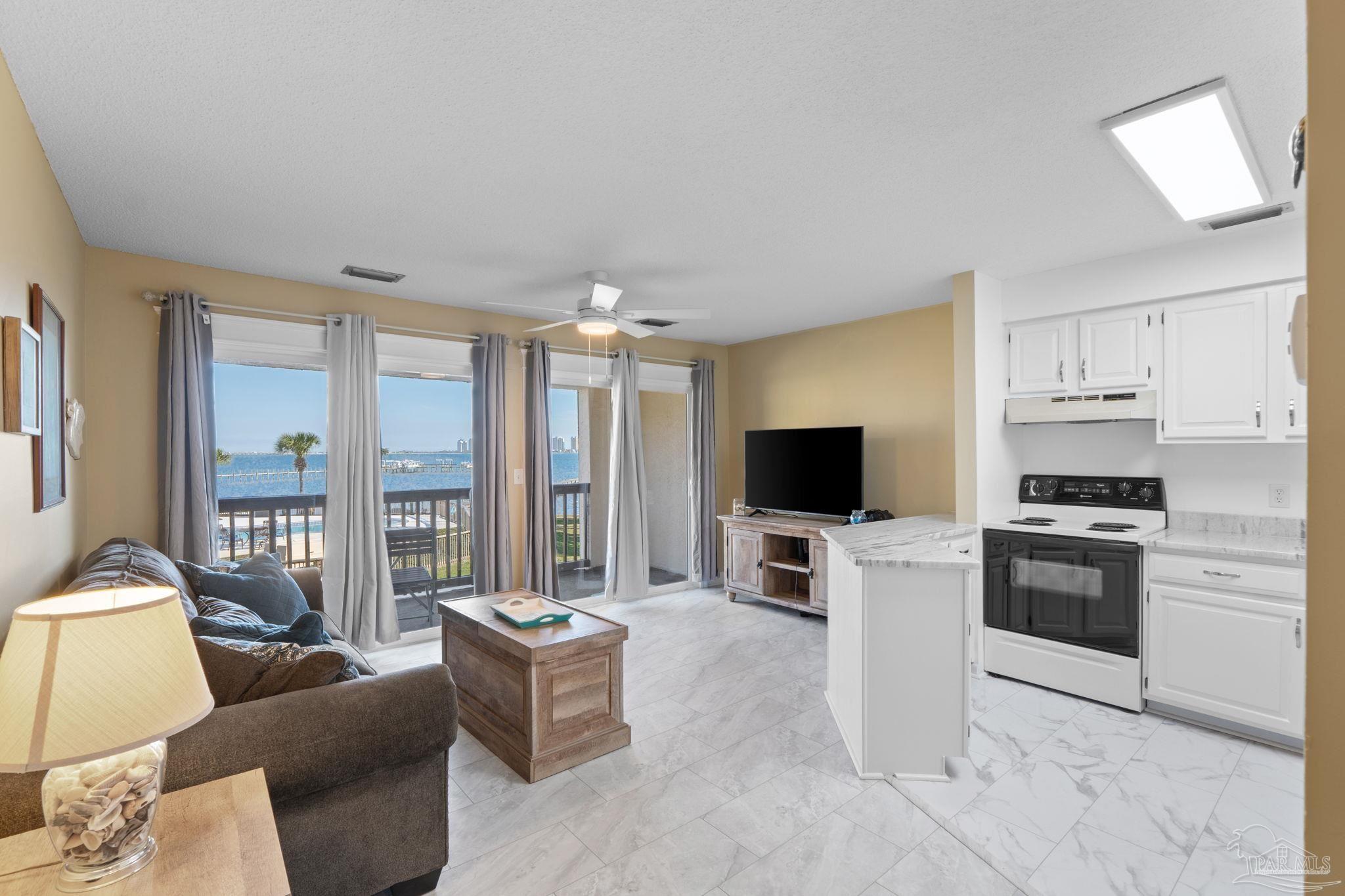8253 Navarre Pkwy Unit: D203