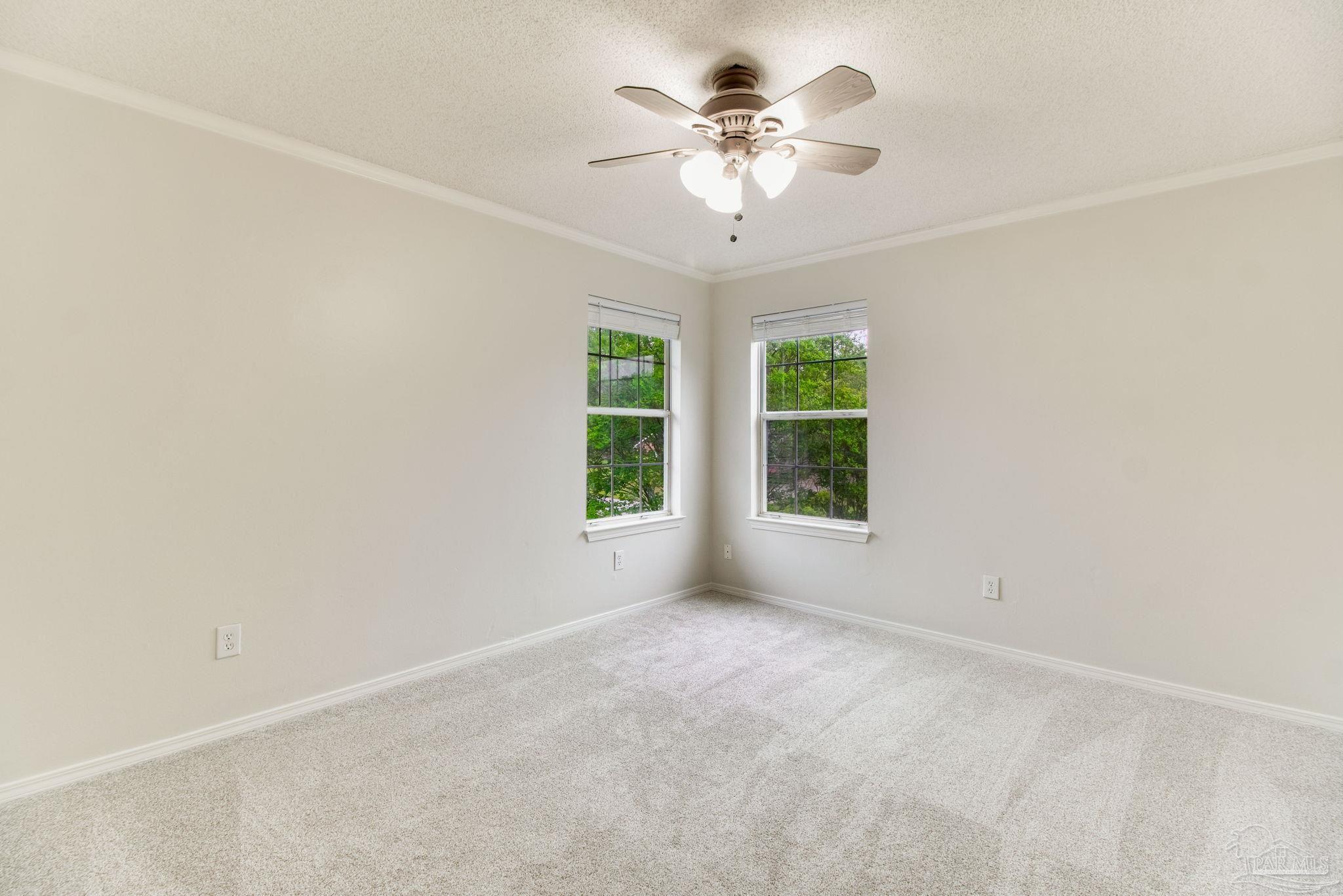4927 Pattock Pl