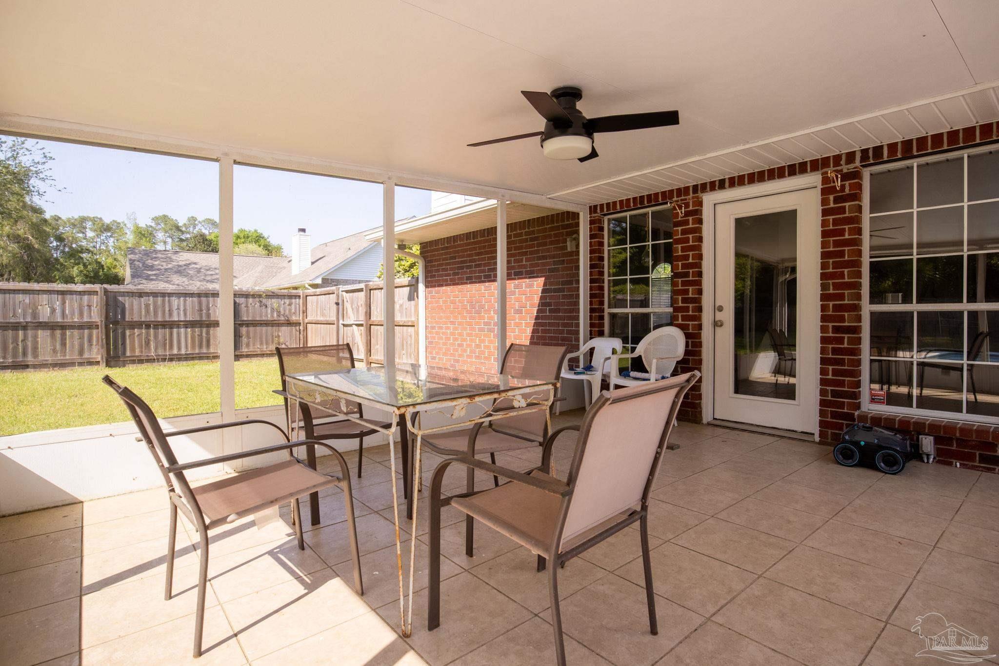 4927 Pattock Pl