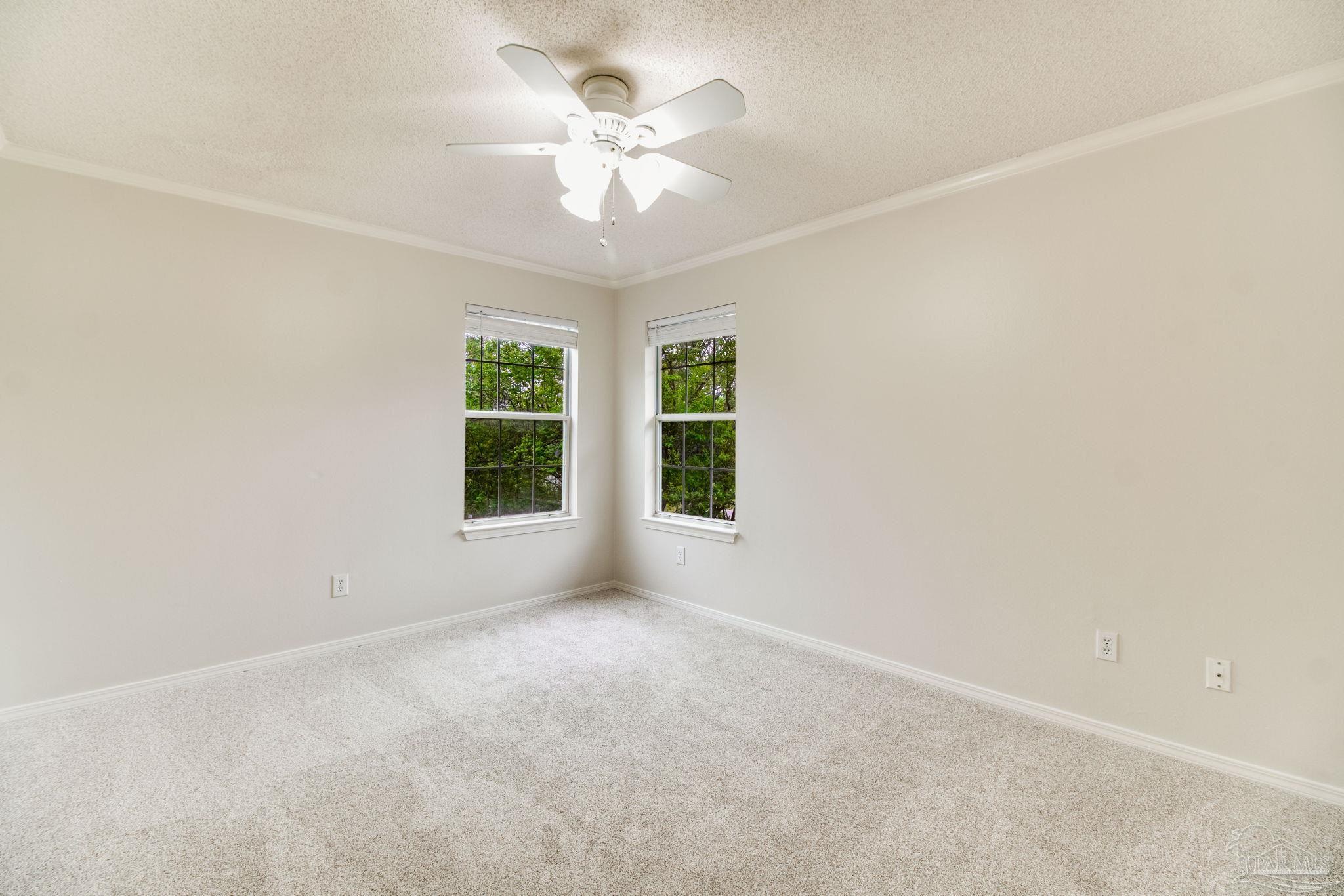 4927 Pattock Pl