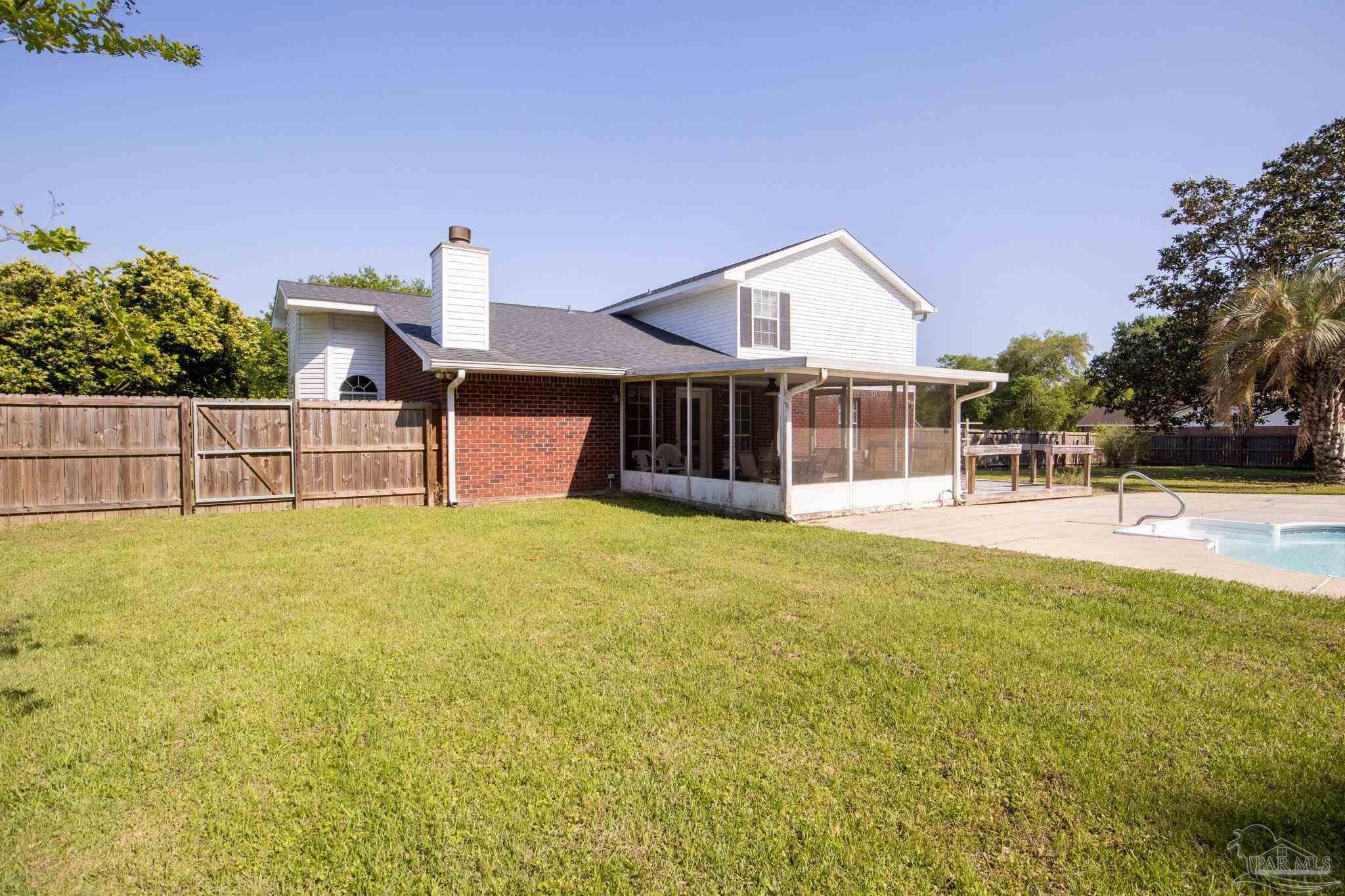 4927 Pattock Pl