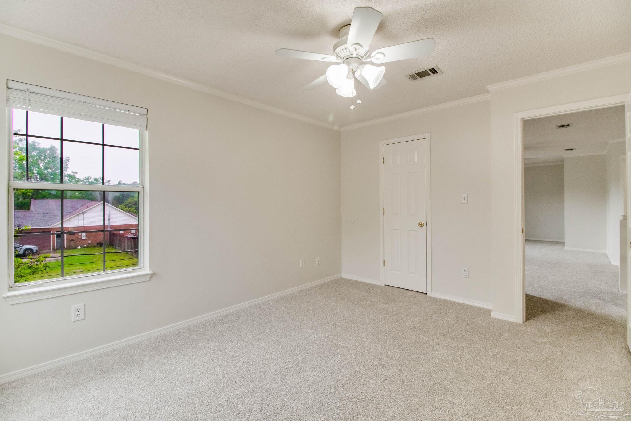 4927 Pattock Pl