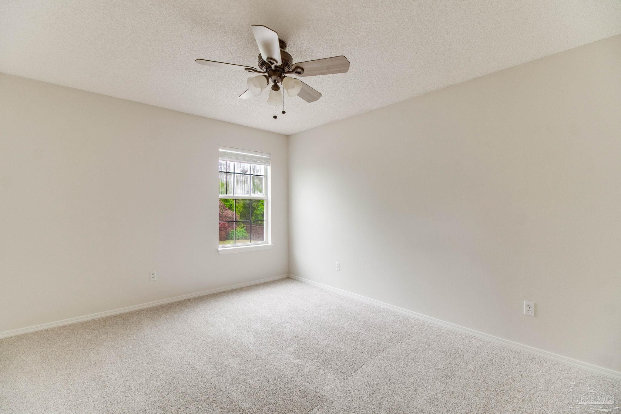 4927 Pattock Pl
