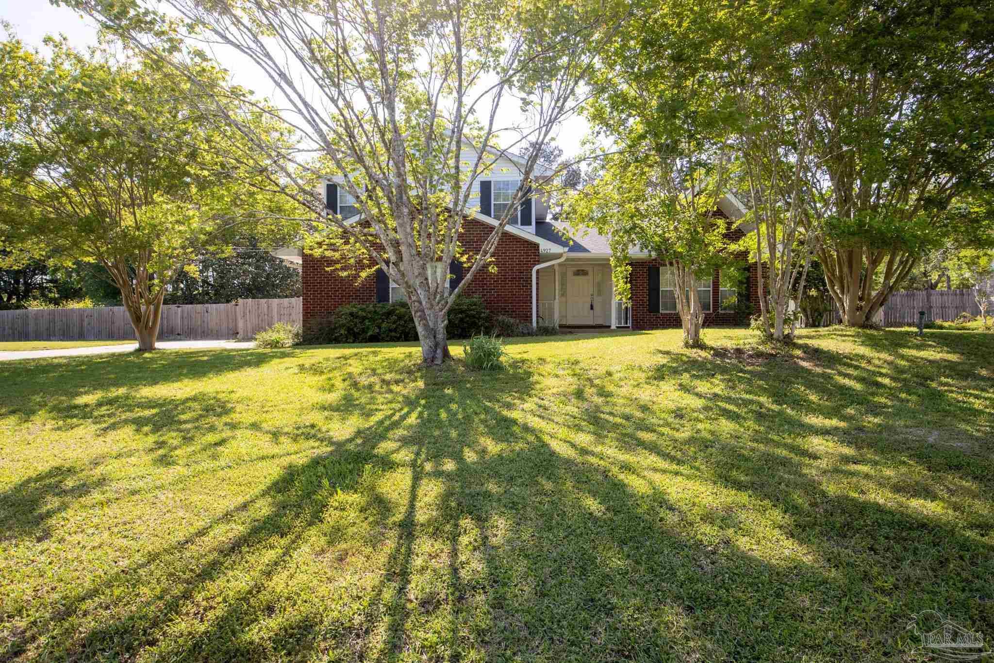 4927 Pattock Pl