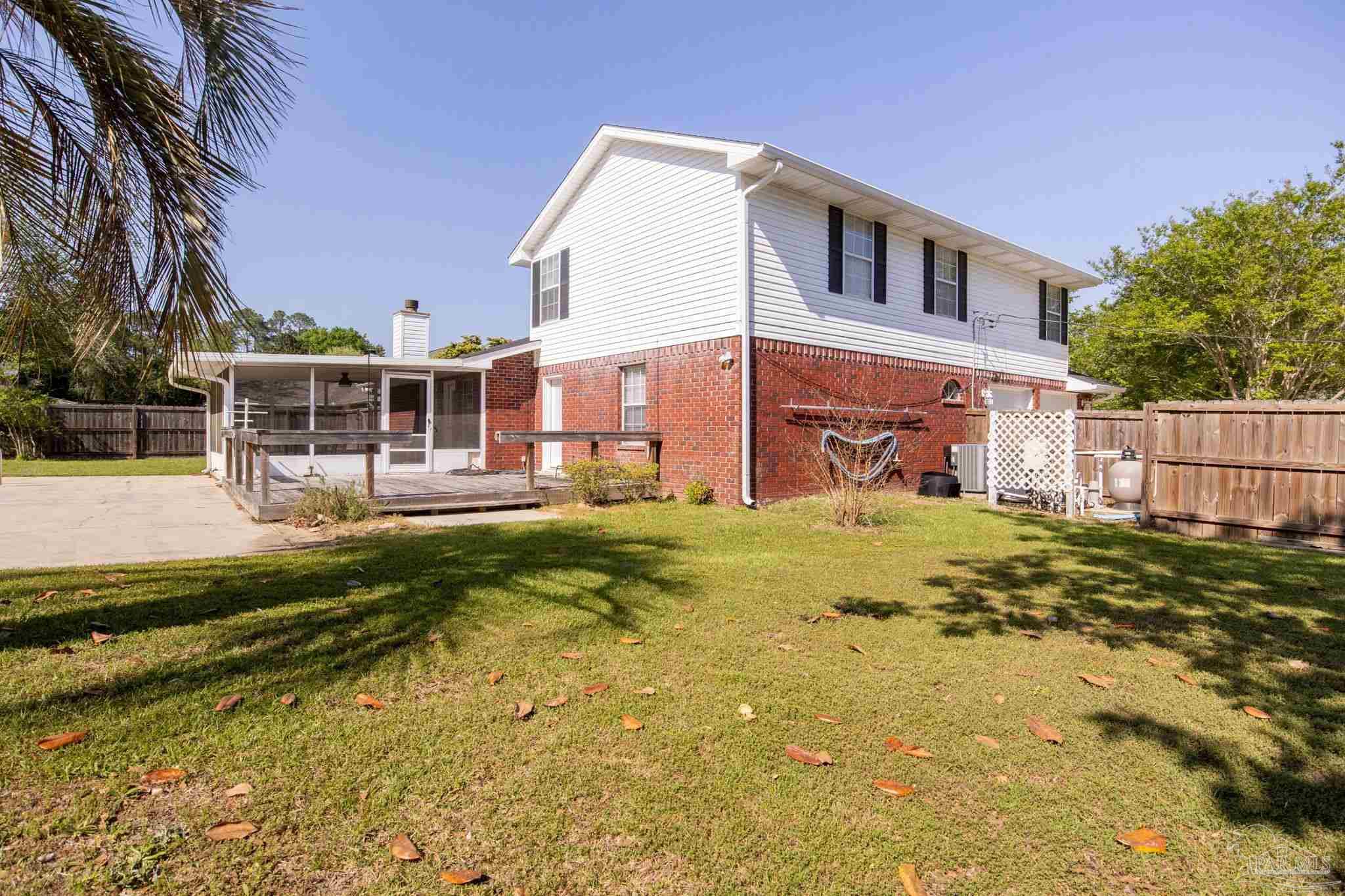 4927 Pattock Pl