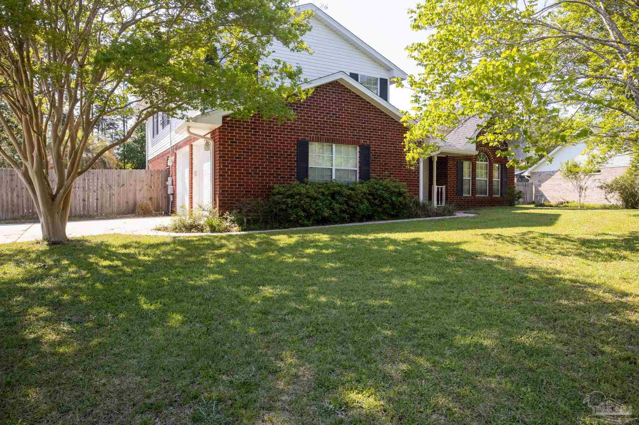 4927 Pattock Pl