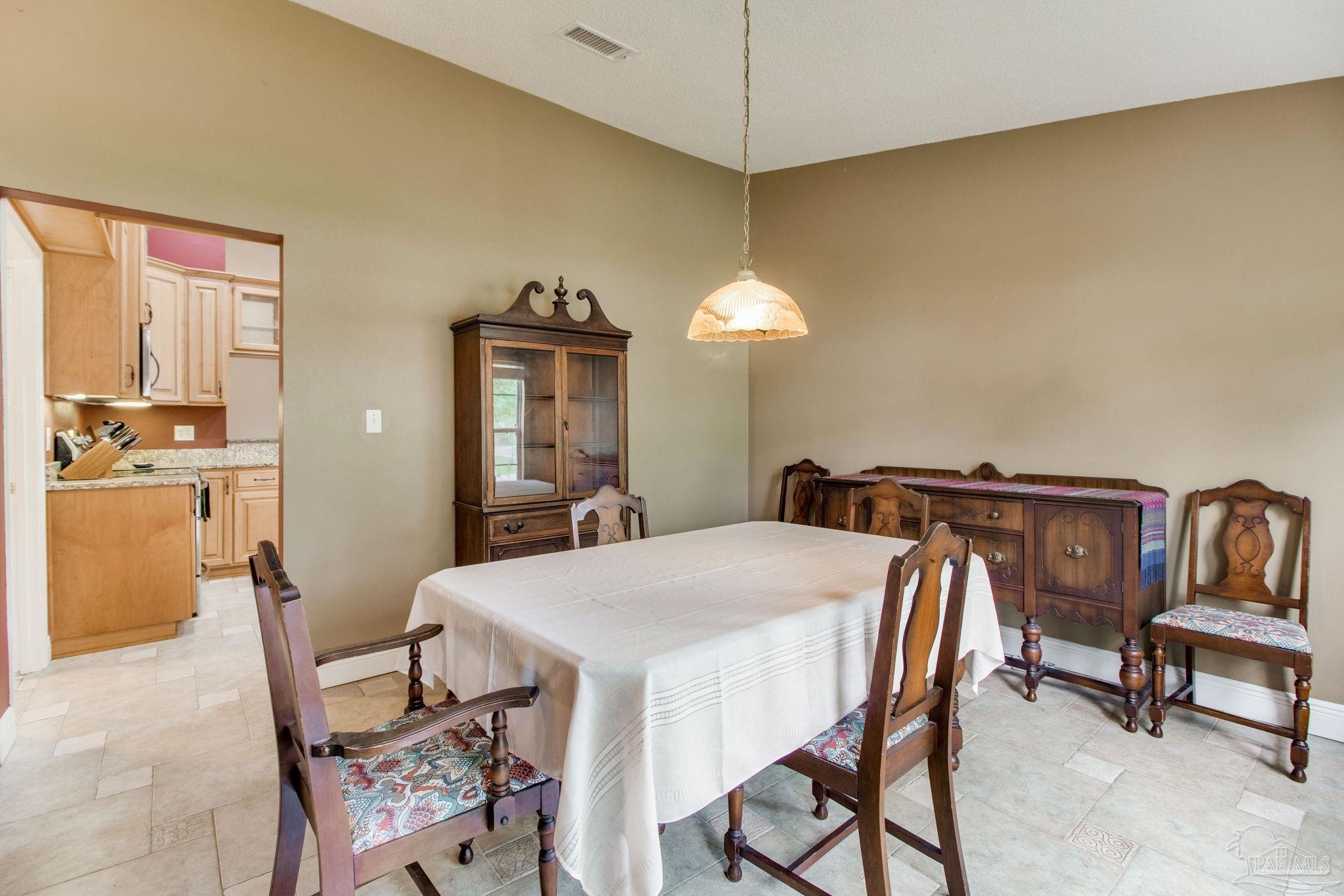 4927 Pattock Pl