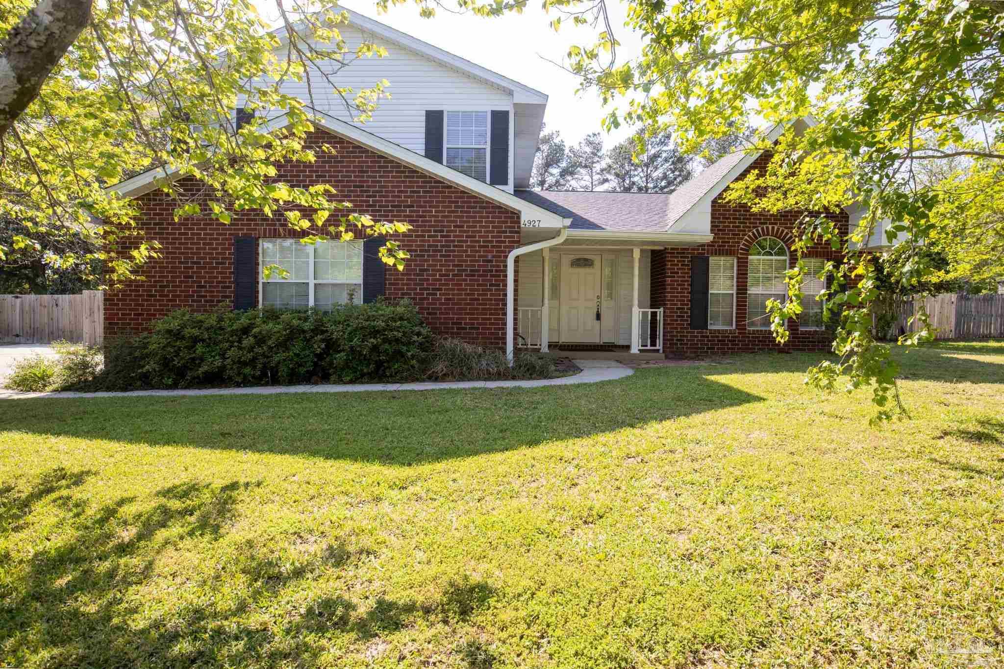 4927 Pattock Pl