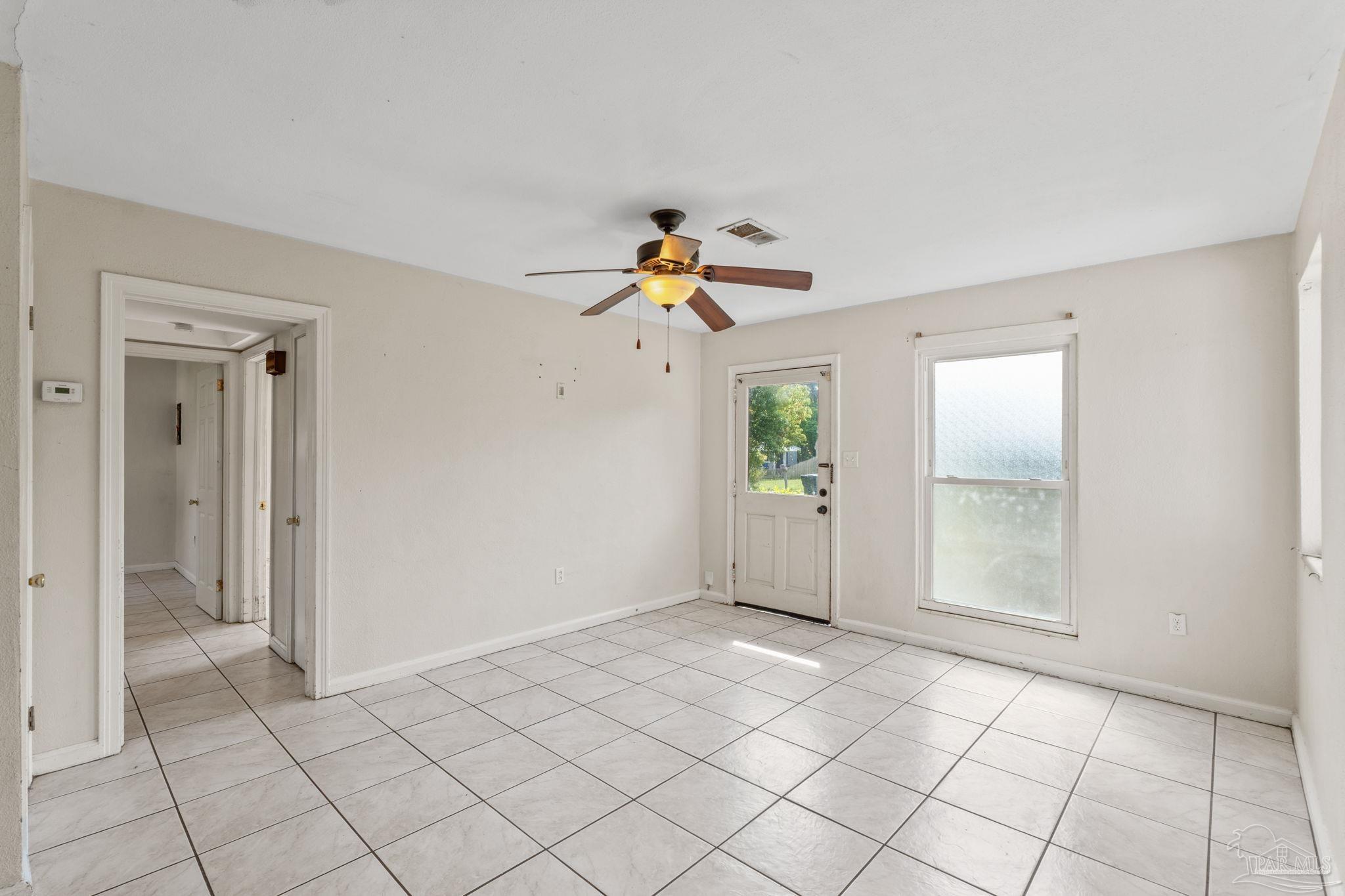 406 Clairmont Dr