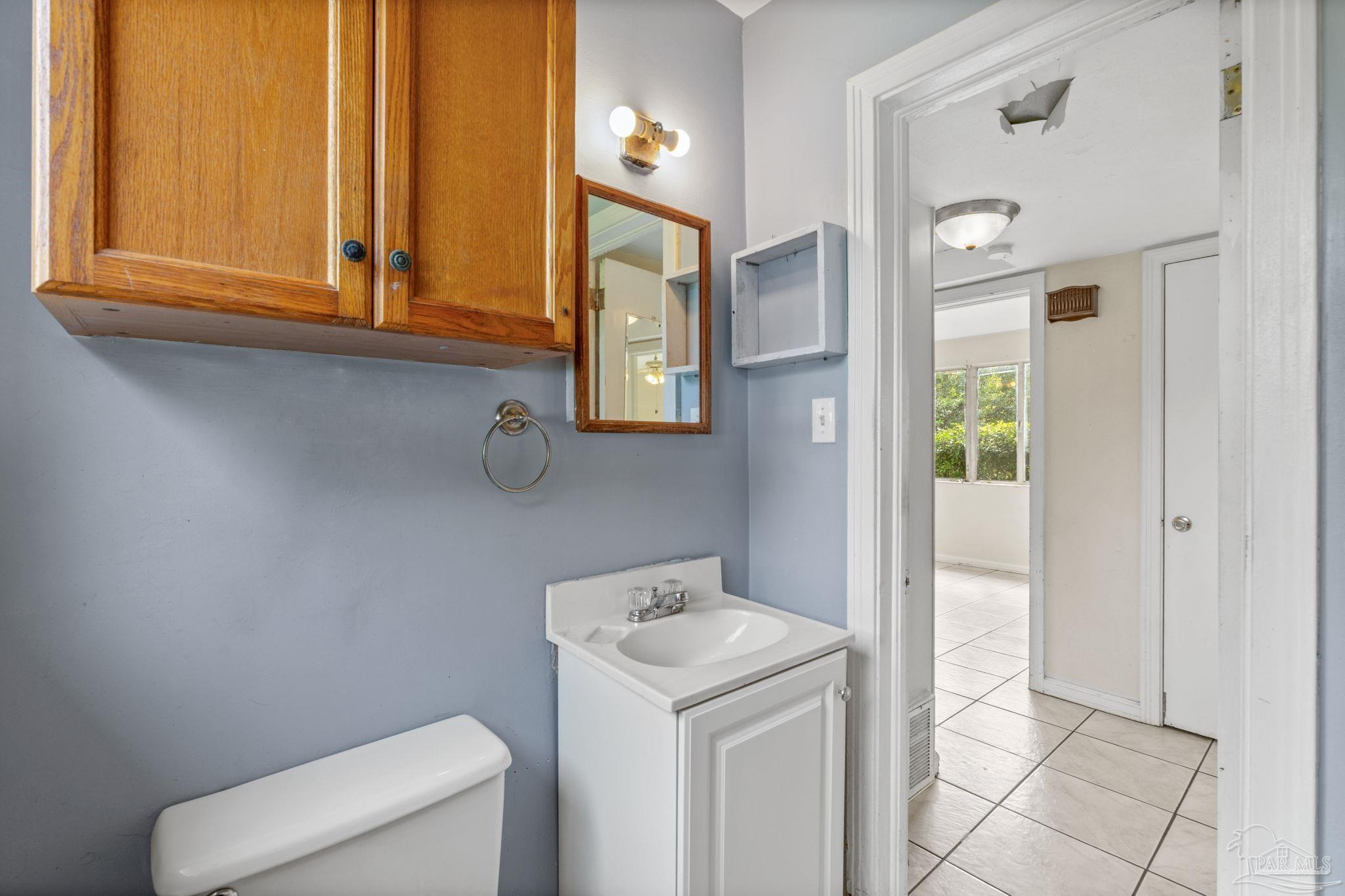 406 Clairmont Dr