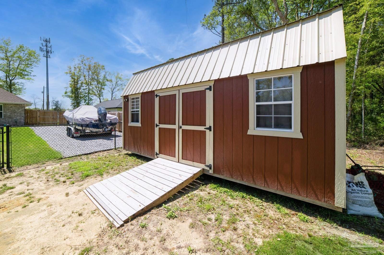 4990 Guernsey Rd