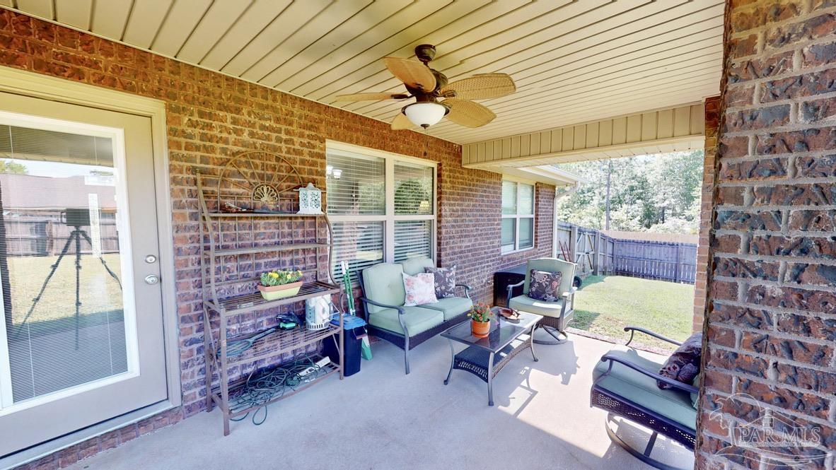 1639 Twin Pines Cir