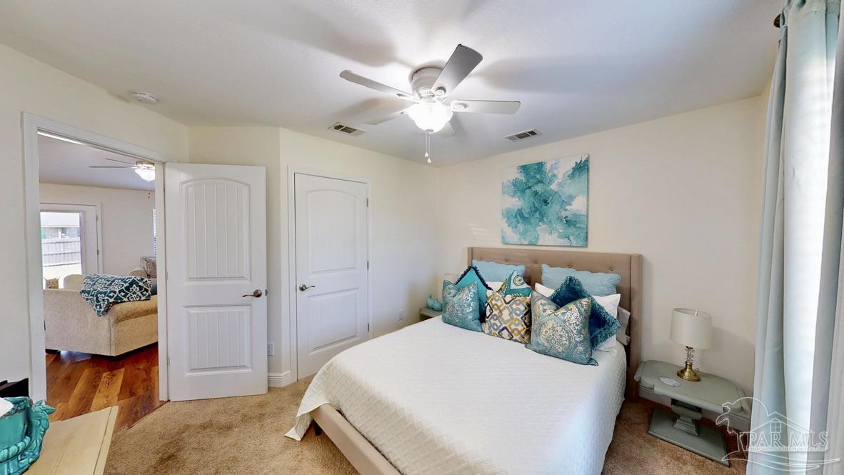 1639 Twin Pines Cir