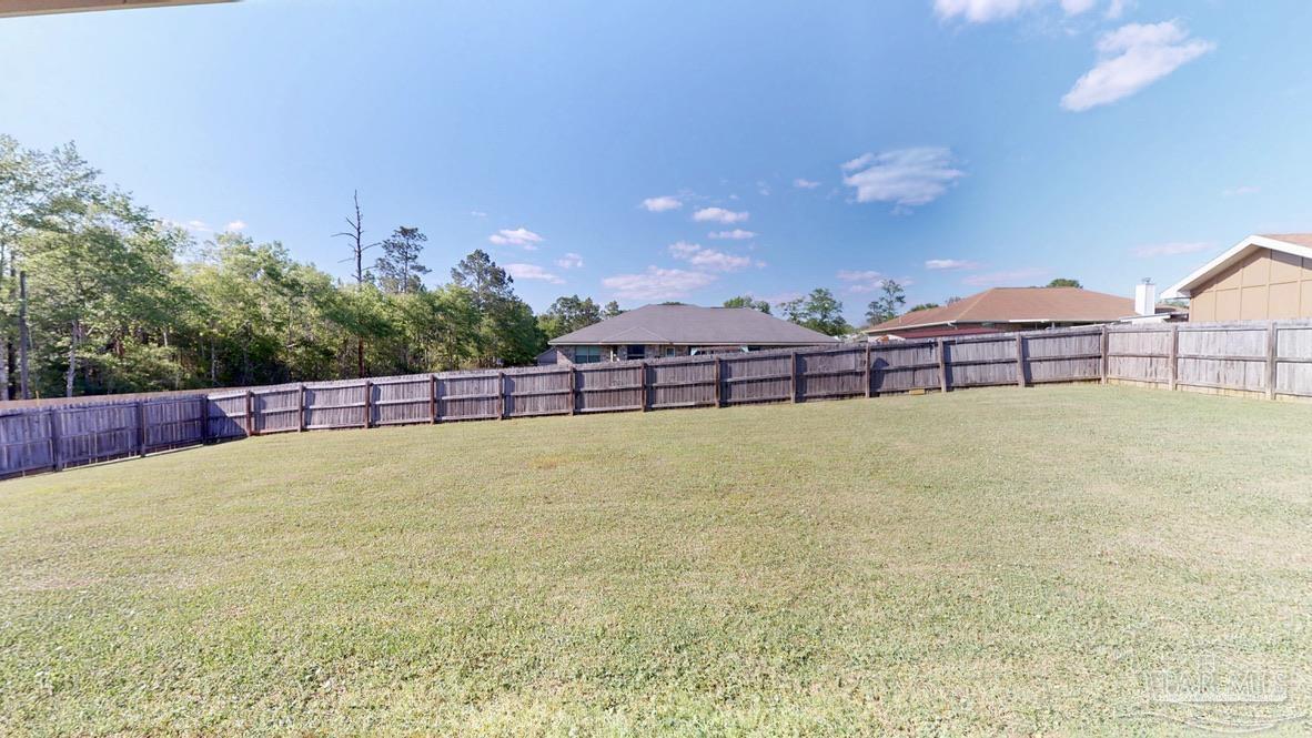 1639 Twin Pines Cir