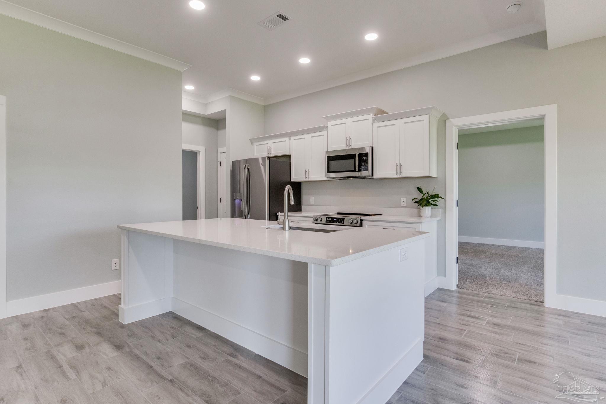 1013 Steel Ct