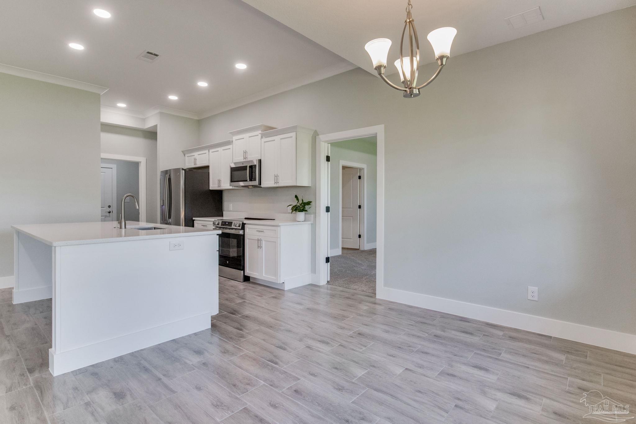 1013 Steel Ct
