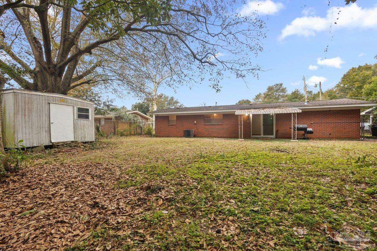 1019 E Madison Dr
