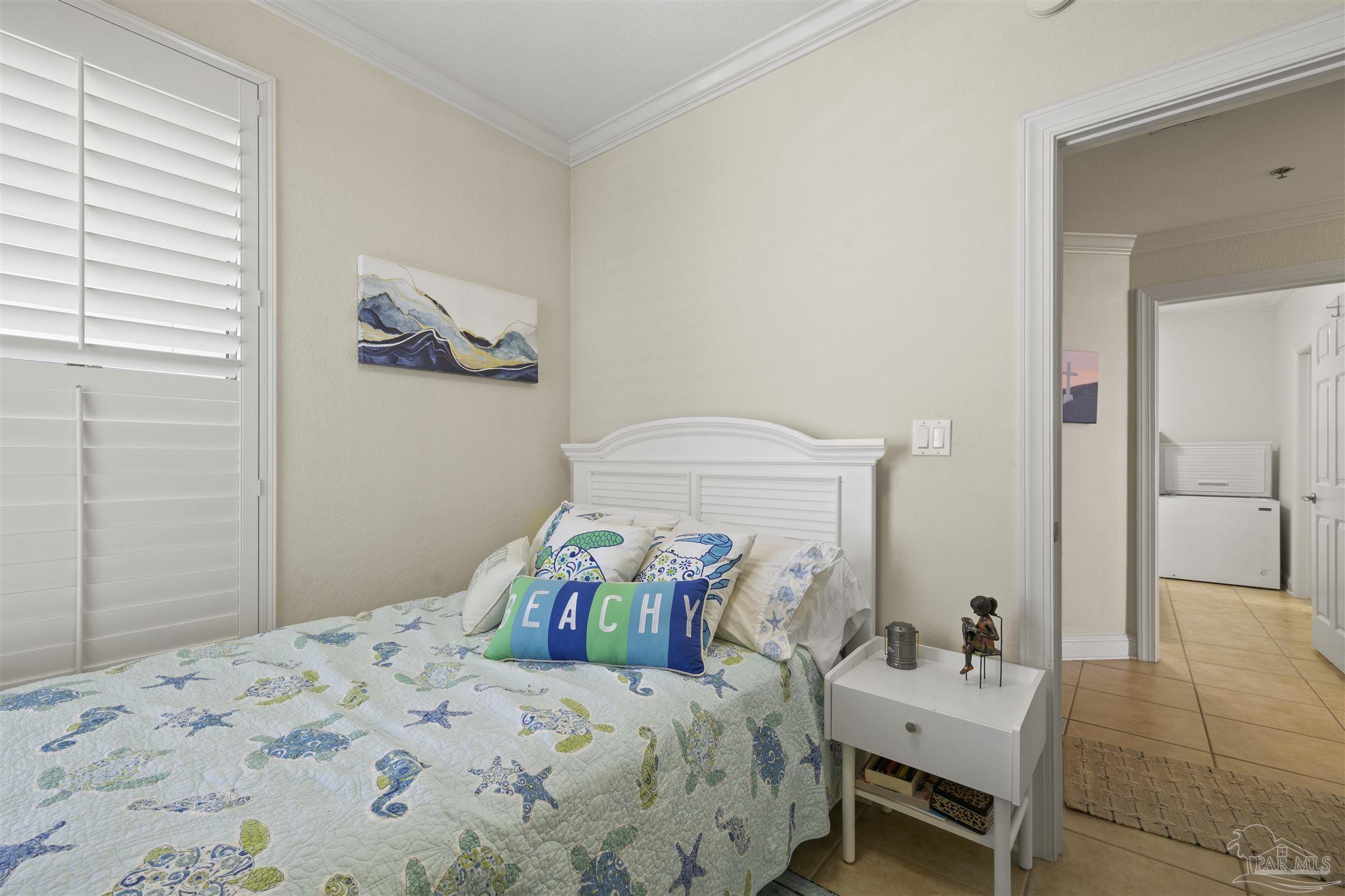 850 Ft Pickens Rd # 1530