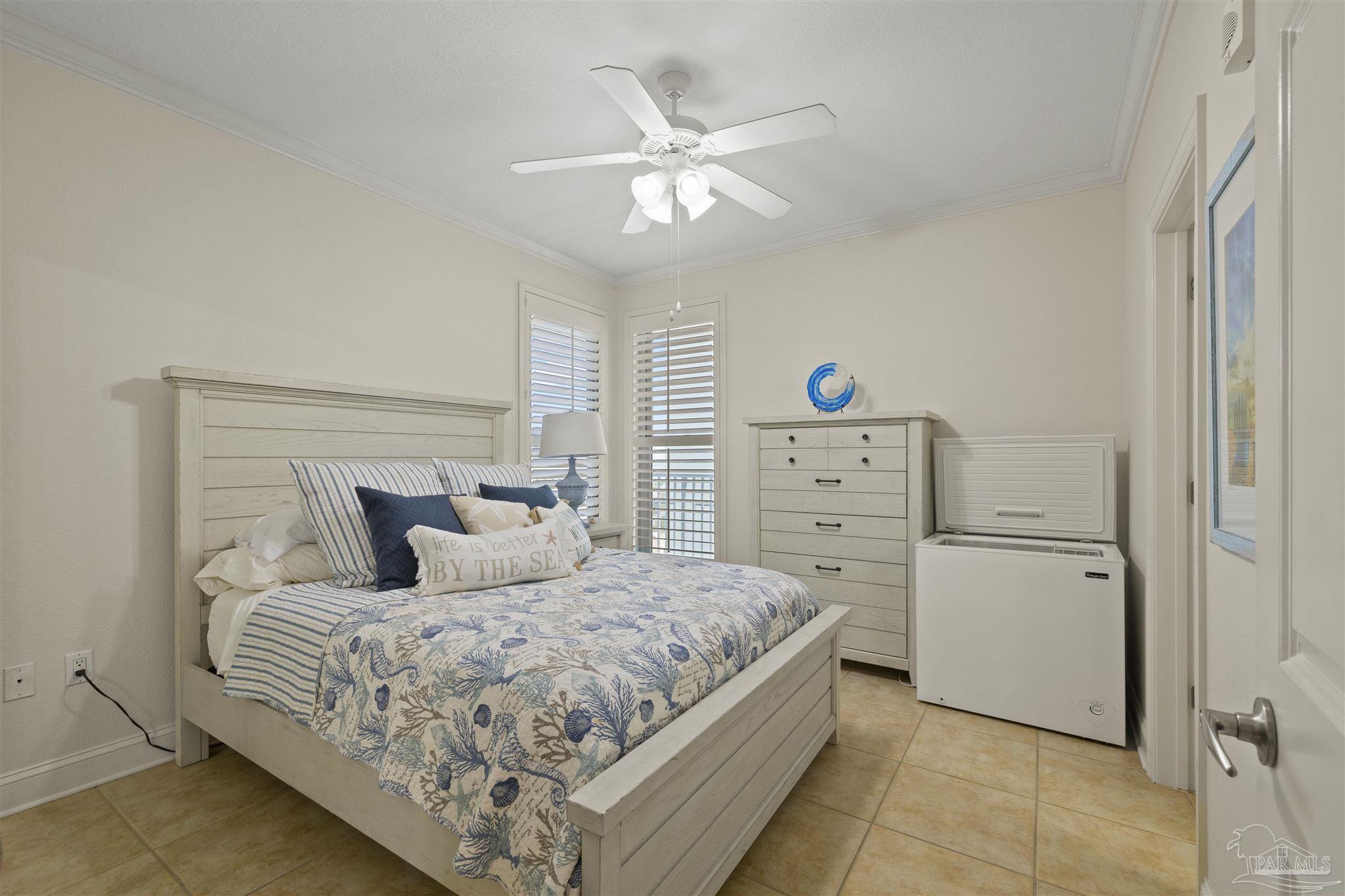 850 Ft Pickens Rd # 1530