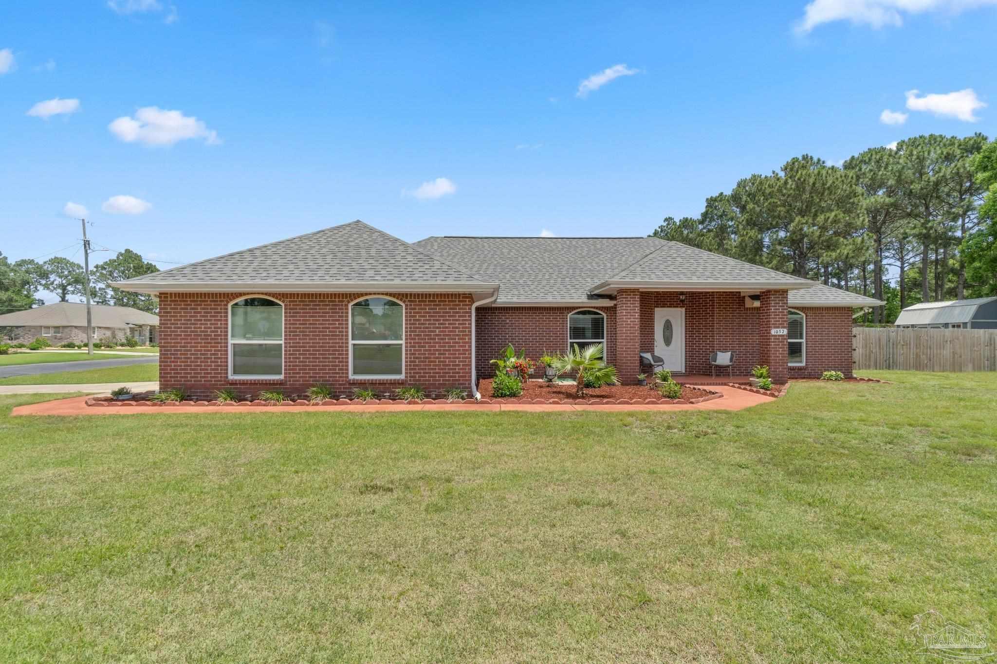 1052 Ashley Rd