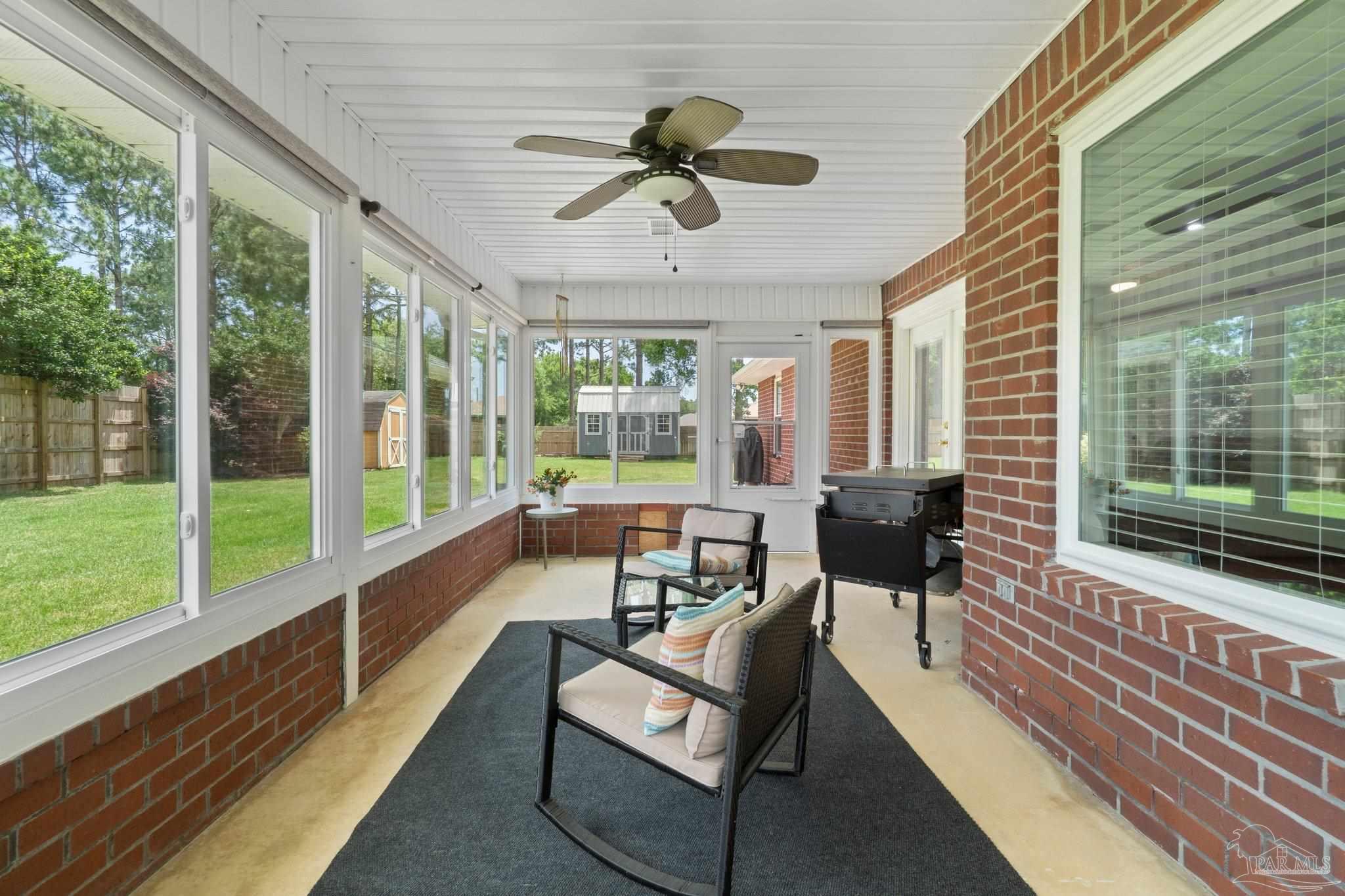 1052 Ashley Rd