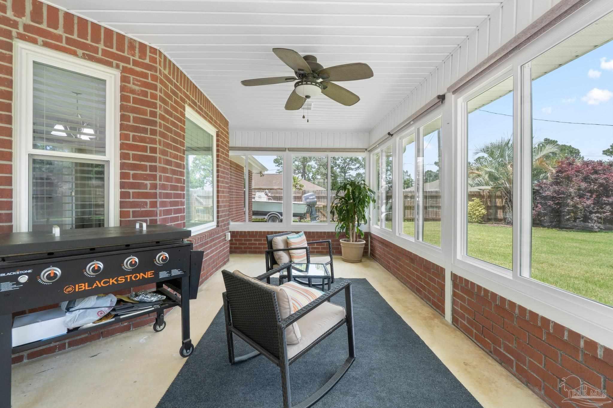 1052 Ashley Rd