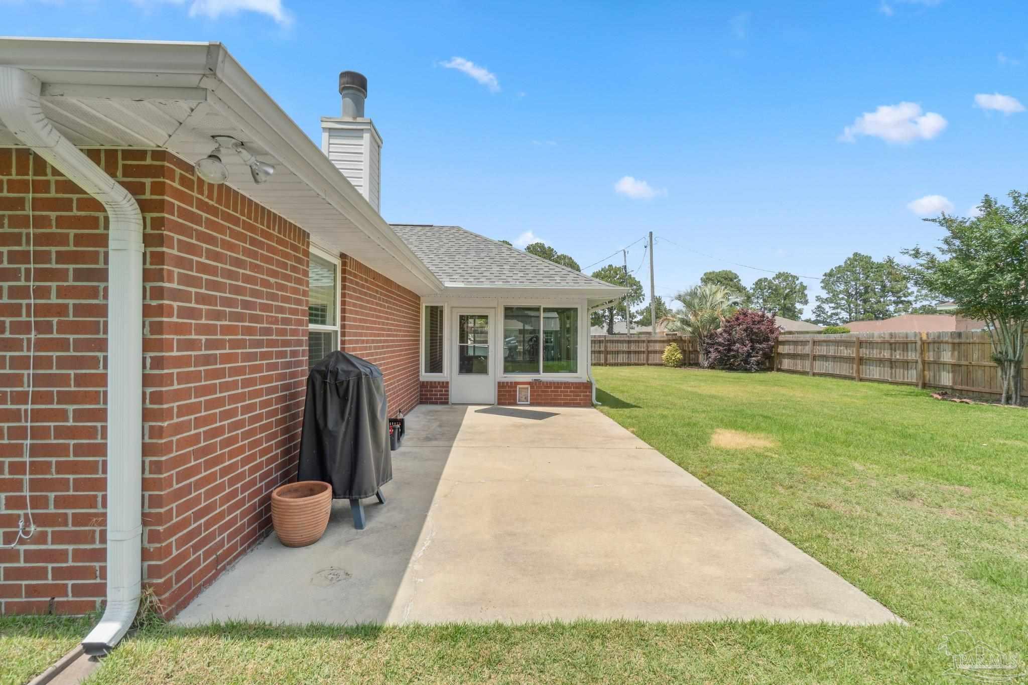 1052 Ashley Rd