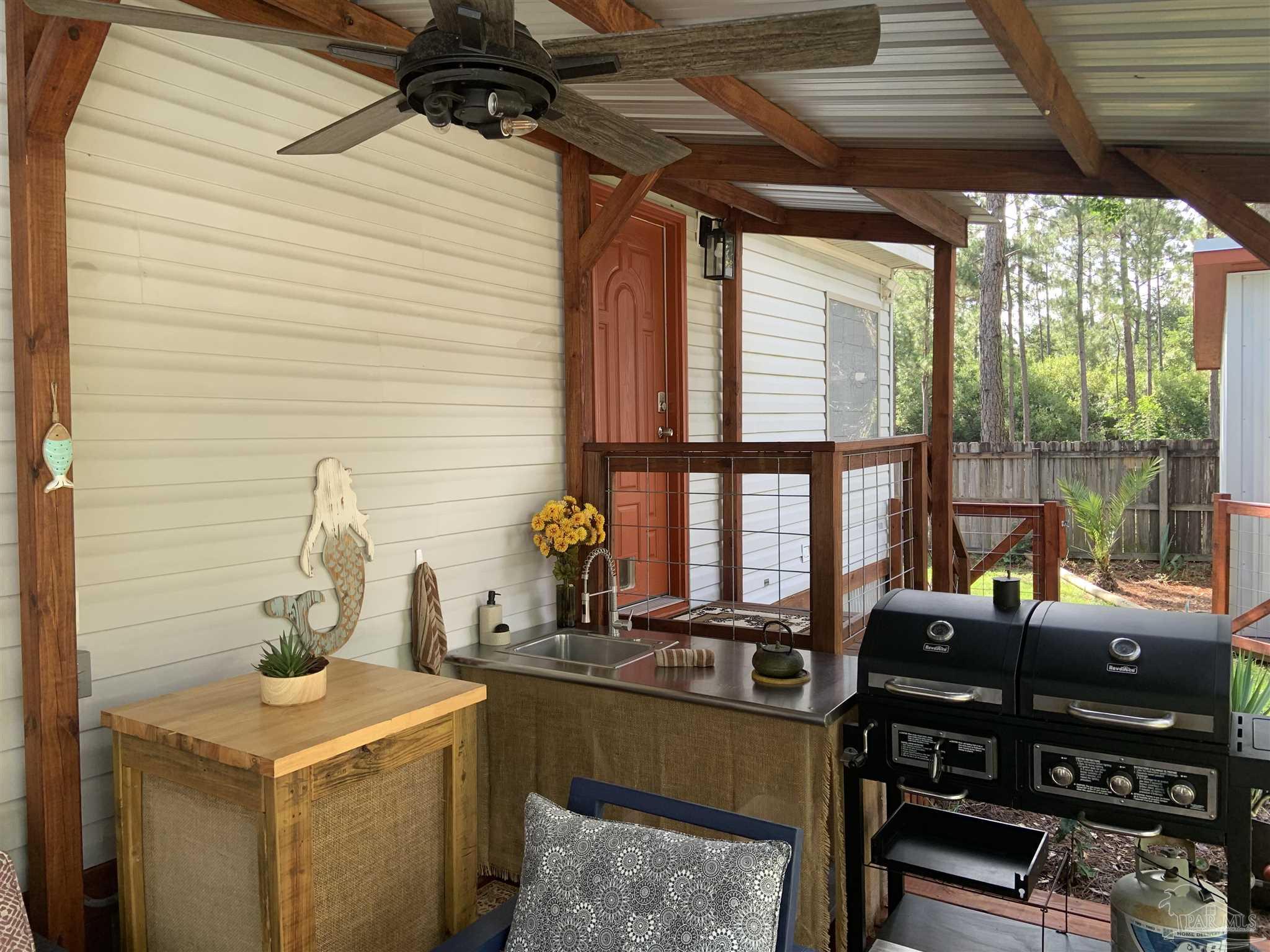 12337 Ailanthus Dr