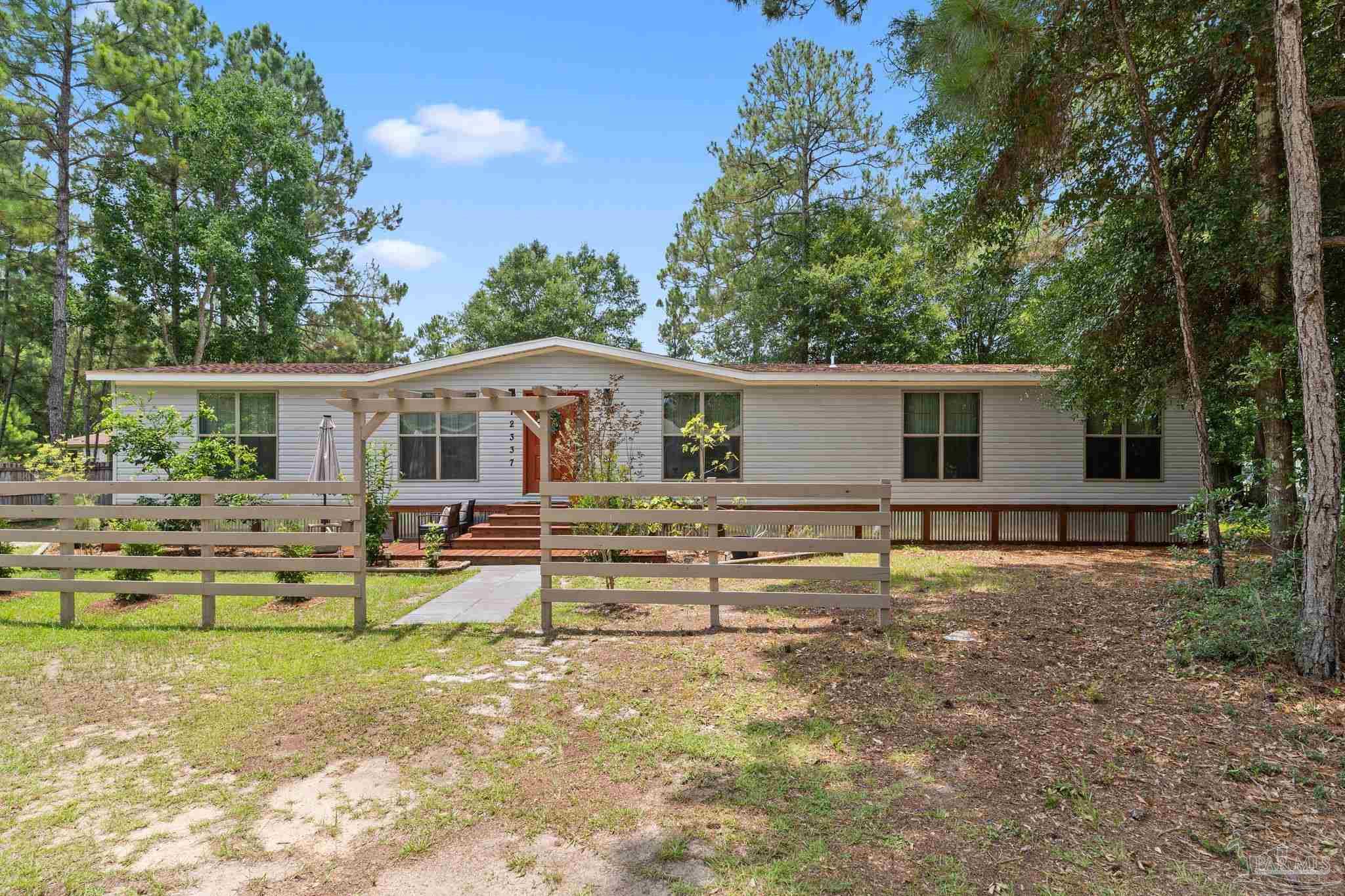 12337 Ailanthus Dr