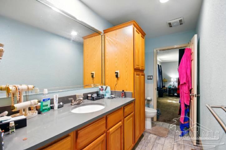 2738 Garcon Point Rd