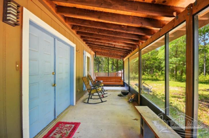 2738 Garcon Point Rd