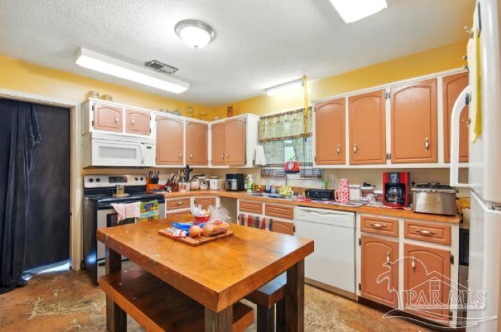 2738 Garcon Point Rd