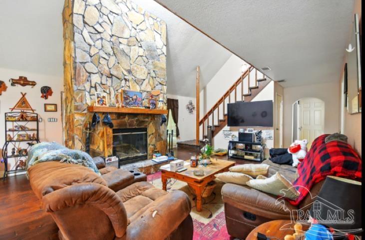 2738 Garcon Point Rd