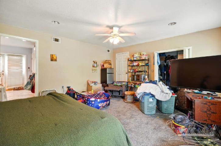 2738 Garcon Point Rd