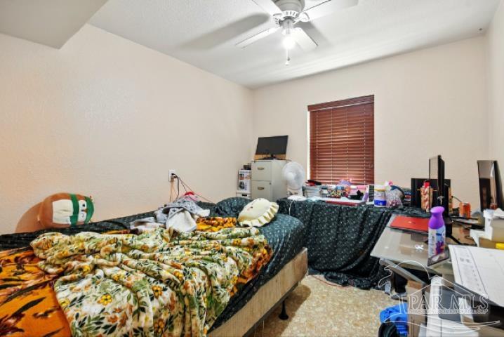 2738 Garcon Point Rd